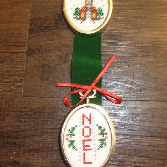 Christmas Ornaments Handmade, Embroidered, Lace & Crochet Decorations - Picture 8 of 9